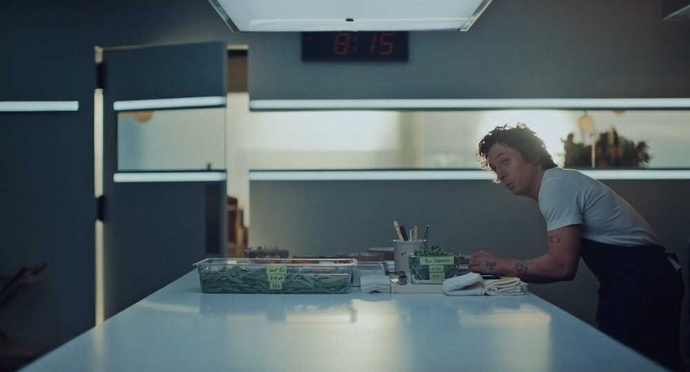 Cinematographer Andrew Wehde captures 'The Bear' with light flooding into the  restaurant kitchen throughout season 3 